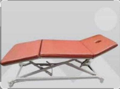 Treatment bed